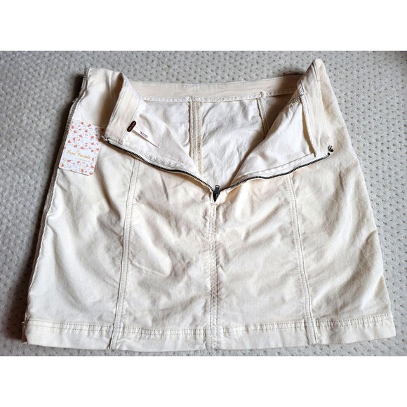 NWT Free People Stretch Fine Wale Corduroy Mini Skirt Ecru Ivory, size 12 - Picture 5 of 8